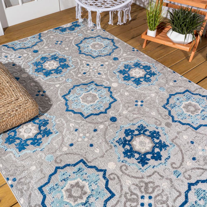 Eridanus Mediterranean Medallion Indoor/Outdoor Area Rug