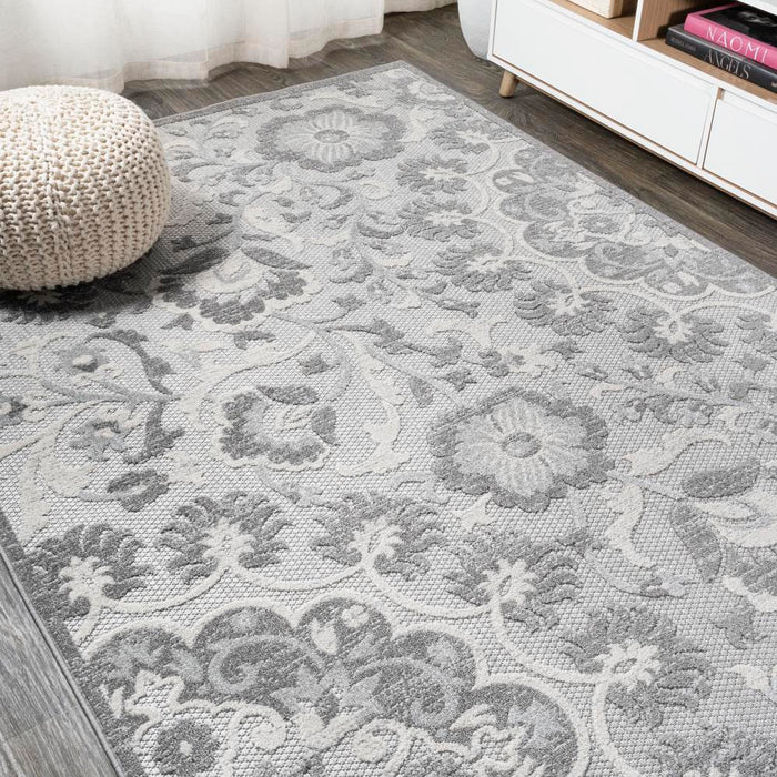 Wellington Lucena Modern Medallion High-Low Area Rug