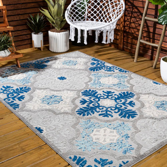 Hamilton Cassis Ornate Ogee Trellis Area Rug