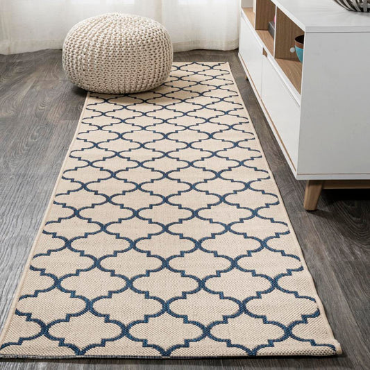 Loire Arabesque Ogee Trellis Indoor/Outdoor Area Rug