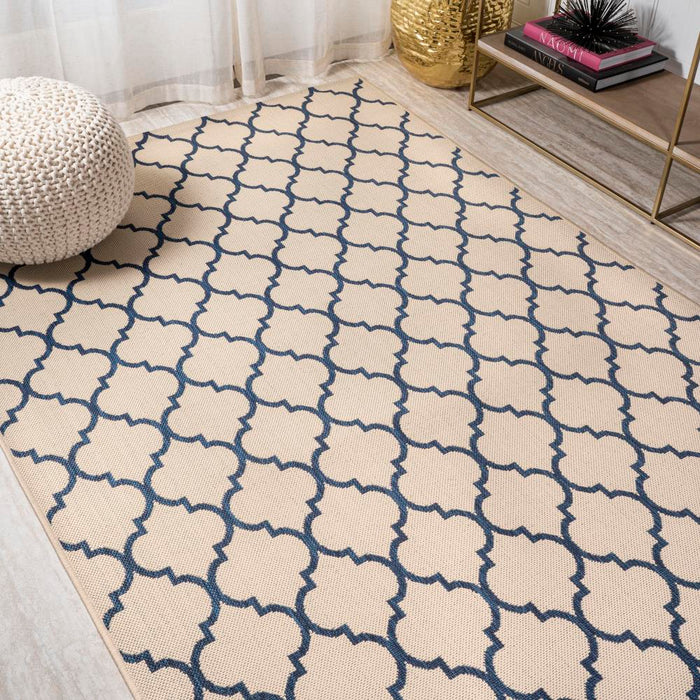 Loire Arabesque Ogee Trellis Indoor/Outdoor Area Rug